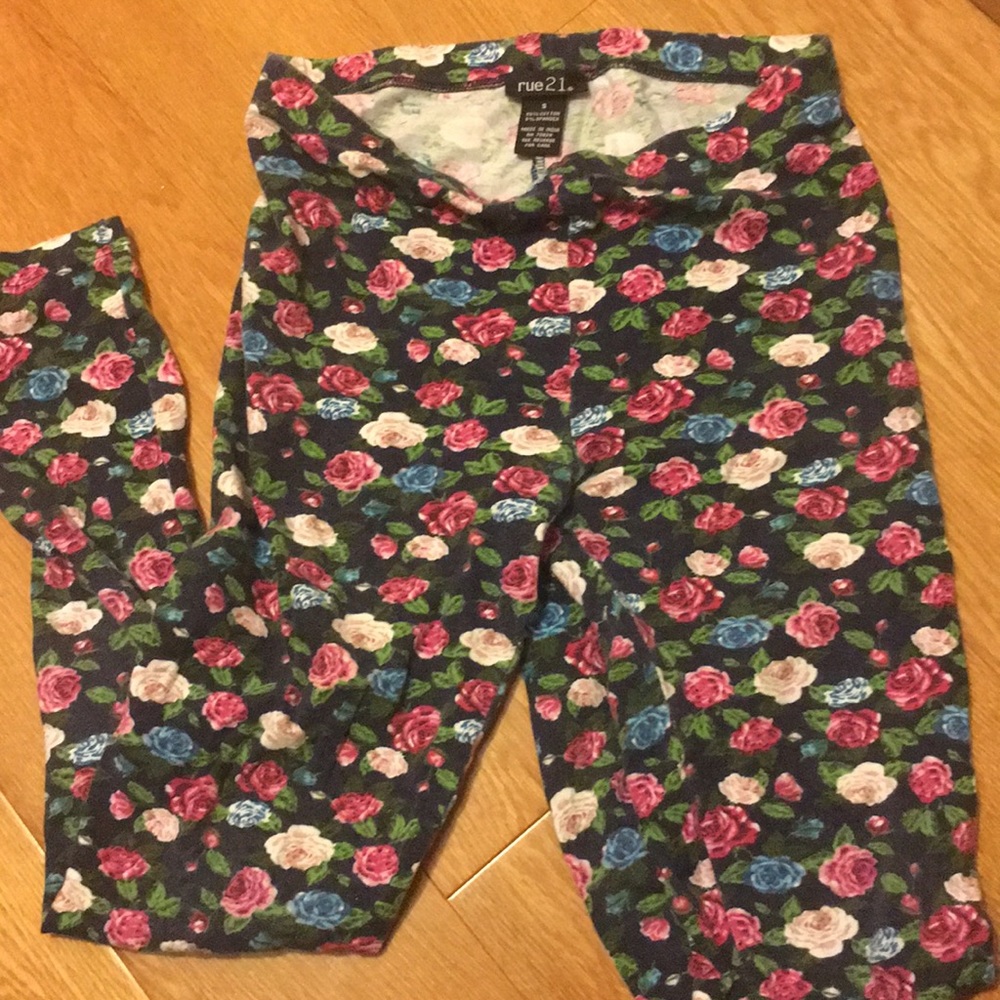Rue 21 leggings